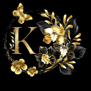 金色與黑色花卉設計，帶有字母K — K 壁紙