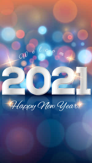 閃亮銀色2021文字，搭配閃爍燈光和彩色散景背景。 — 新年快樂 2020 壁紙
