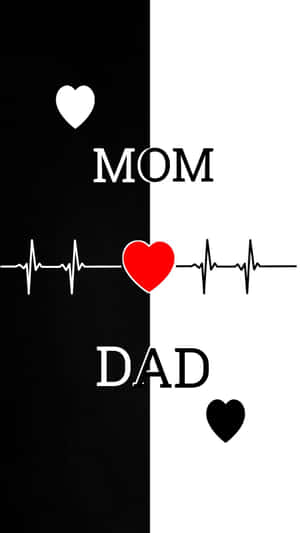 黑白圖形，mom 和 dad 文字位於心電圖線上的紅色心形兩側。 — 乾淨 壁紙