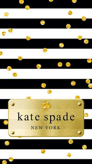 帶有金色紙屑和金色 kate spade new york 牌匾的黑白條紋背景。 — Kate spade 壁紙