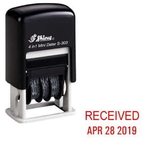 黑色迷你日期印章，以紅色墨水顯示「RECEIVED APR 28 2019」。 — 低飽和 壁紙