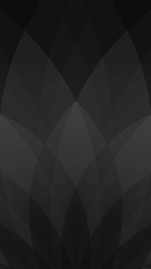 黑色背景上帶有花瓣狀形狀的深灰色抽象幾何圖案。 — 灰色 壁紙