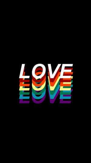 黑色背景上，彩虹色的「LOVE」字樣。 — Marshmello iPhone 壁紙