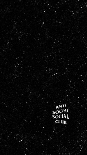 在星空夜空背景下顯示「anti social social club」的文字。 — 反社會社交俱樂部 壁紙