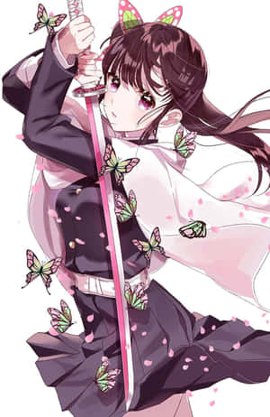 穿著傳統服裝的動漫女孩手持劍，周圍有蝴蝶和櫻花。 — 鬼滅之刃 壁紙